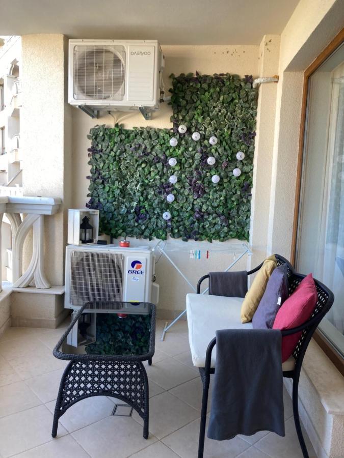 Blue Lagoon Seafront Apartments Варна Екстериор снимка